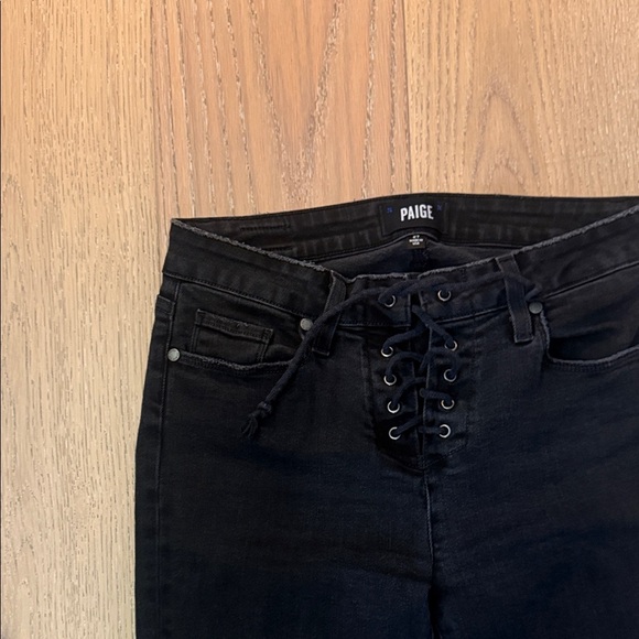 ❄️PAIGE Collette Flare Jeans with Lace-Up Front - Picture 2 of 6